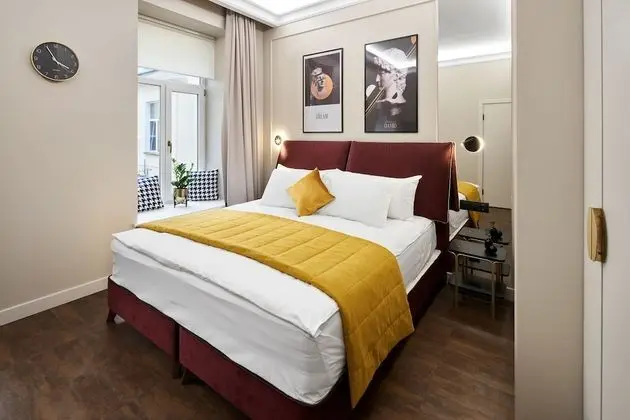 Standard Tek Büyük veya İki Ayrı Yataklı Oda