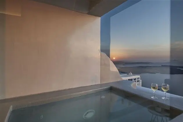 Grand View Suite with outdoor Hot Tub