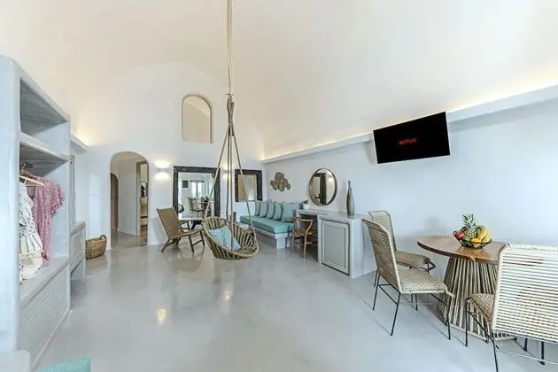 Unique View Suite with Plunge Pool