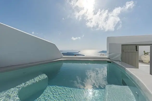 Unique View Suite with Plunge Pool