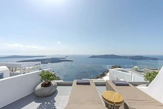 Unique View Suite with Plunge Pool