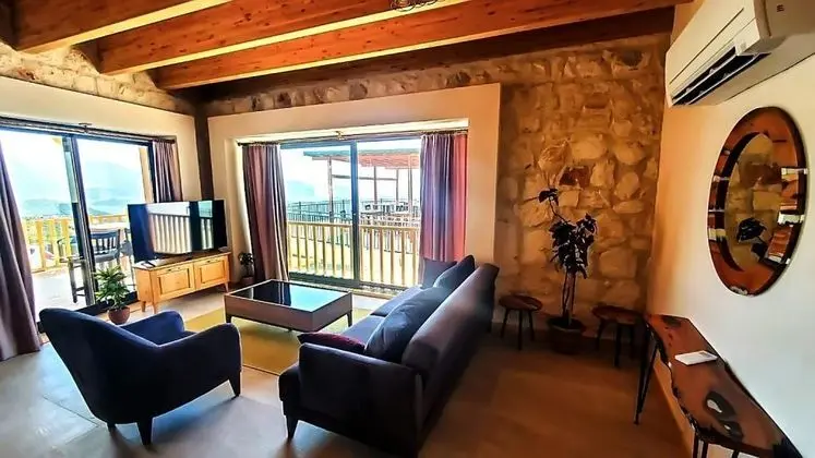 Aile Suiti, Deniz ve Dağ Manzaralı, 1. Kat