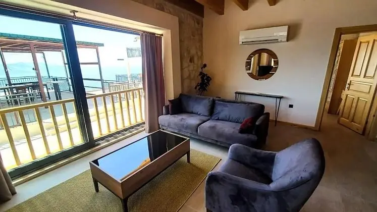 Aile Suiti, Deniz ve Dağ Manzaralı, 1. Kat