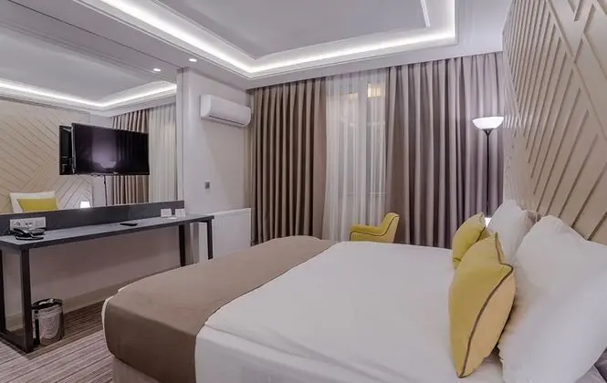 Standart Oda, Şehir Manzaralı