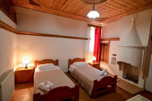 Tek Büyük veya İki Ayrı Yataklı Oda