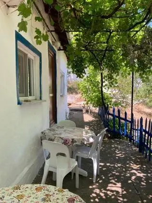 Aile Odası, Deniz ve Bahçe Manzaralı, Giriş Katı