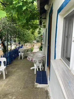 Aile Odası, Deniz ve Bahçe Manzaralı, Giriş Katı
