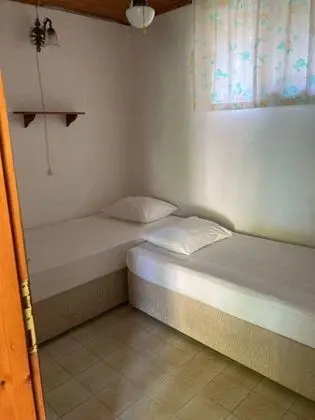 Aile Odası, Deniz ve Bahçe Manzaralı, Giriş Katı