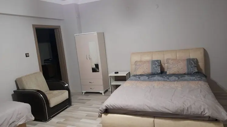 Classic Tek Büyük Yataklı Oda