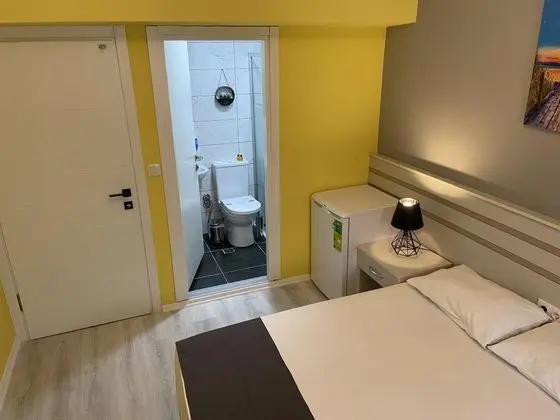 Standart Oda, Sokak Manzaralı