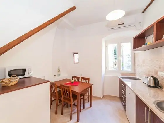 Standard Apart Daire, Şehir Manzaralı