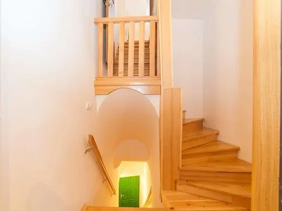 Standard Apart Daire, Şehir Manzaralı
