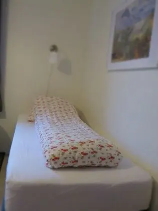 Tek Kişilik Oda, Ortak Banyo