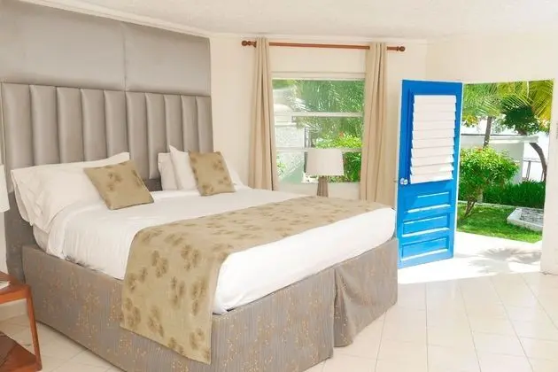 King Bed Ocean View Bungalow