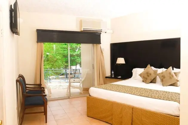King Room Garden View