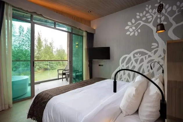 Grand Deluxe Room