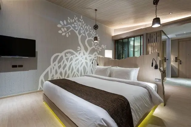 Grand Deluxe Room