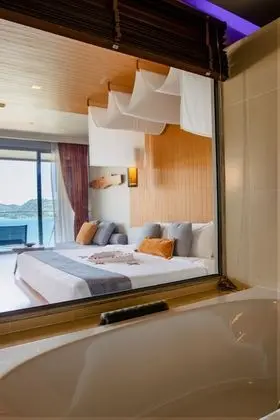 Honeymoon Sea View