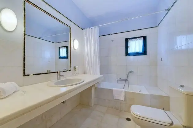 Bungalov, Teras, Denize Bakan