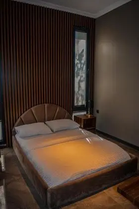 Villa - 2 Yatak Odalı, Göl Manzaralı, Özel Havuzlu