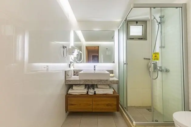 https://images.etstur.com/imgproxy/resize/2560x1440/files/images/hotelImages/etsrooms/757/Kalinda_Inn_20251211173336_2.jpg