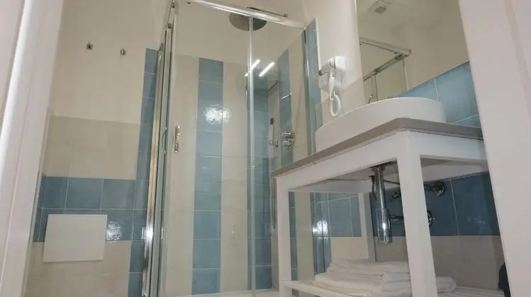 Comfort Dört Kişilik Oda (kalinifta room 212)