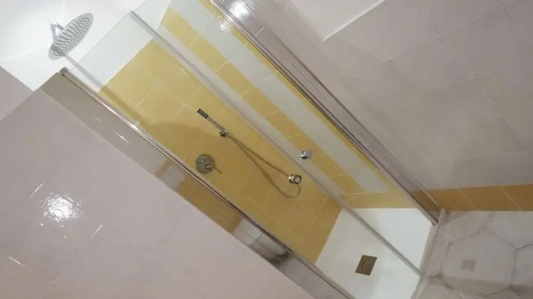 Comfort Üç Kişilik Oda (kalinifta room 213)