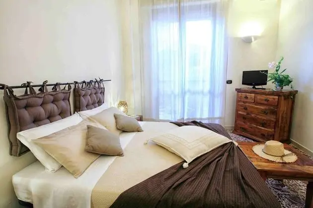 Deluxe Tek Büyük Yataklı Oda (Itaca)