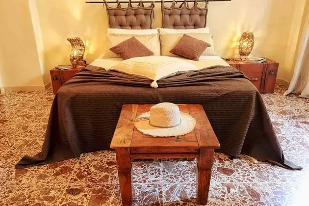 Deluxe Tek Büyük Yataklı Oda (Itaca)