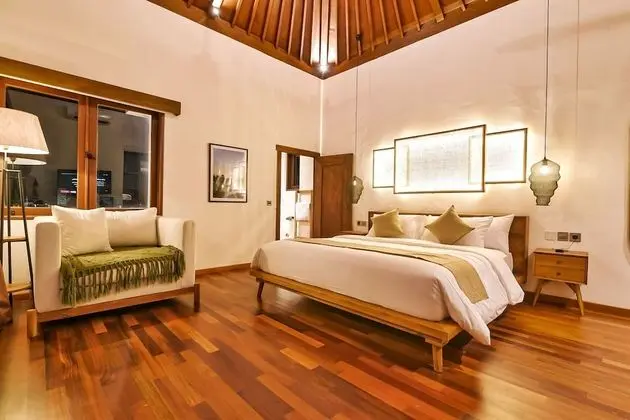 Luxury Villa