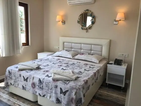 Aile Odası, Deniz Manzaralı, Balkonlu