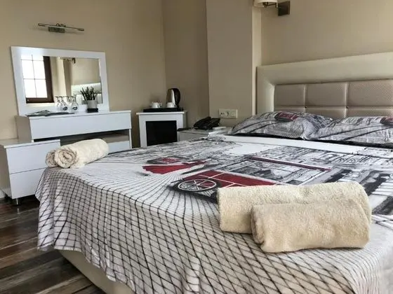 Standart Oda, Deniz Manzaralı, Balkonlu