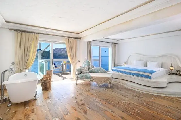 Waterfront Suite, Deniz Manzaralı