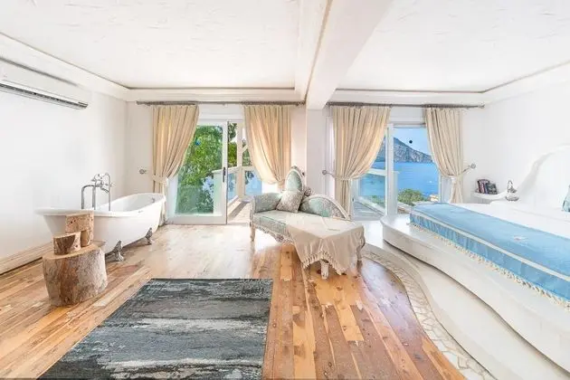 Waterfront Suite, Deniz Manzaralı