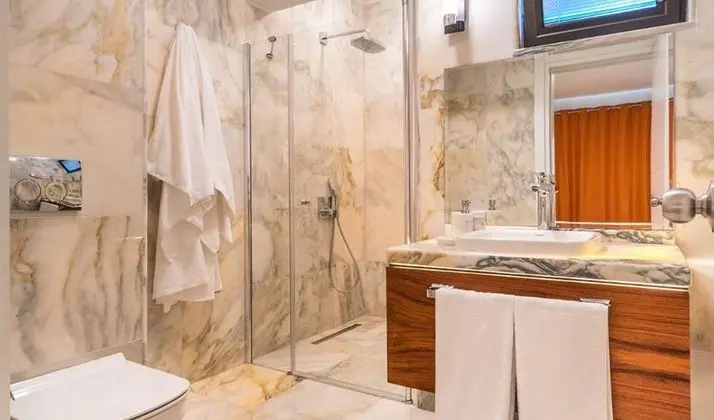 Deluxe Dağ Manzaralı Oda