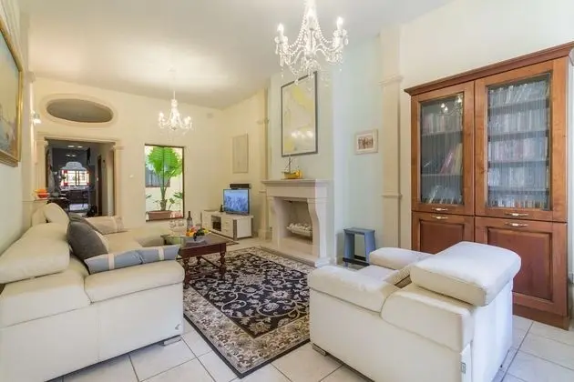 Family Sıra Ev, Birden Çok Yatak, 2 Banyolu (Kalkara Well Located Townhouse)