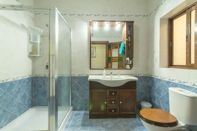 Family Sıra Ev, Birden Çok Yatak, 2 Banyolu (Kalkara Well Located Townhouse)