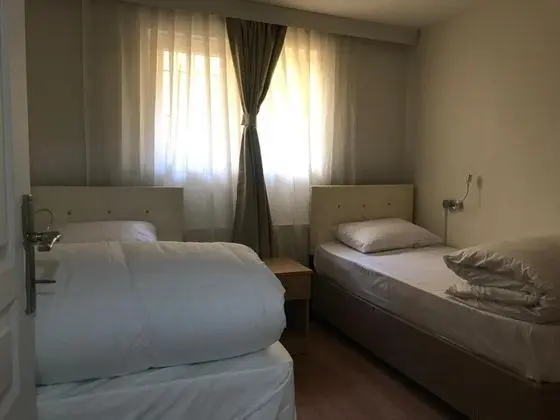 Çift Kişilik, Bahçe Manzaralı, Ortak Banyolu