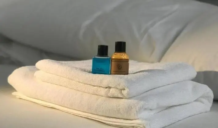 Twin Bed Room
