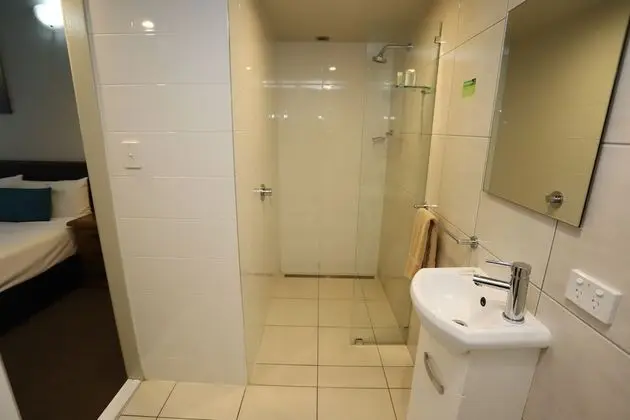 Deluxe Tek Büyük Yataklı Oda (Not Pets Friendly)