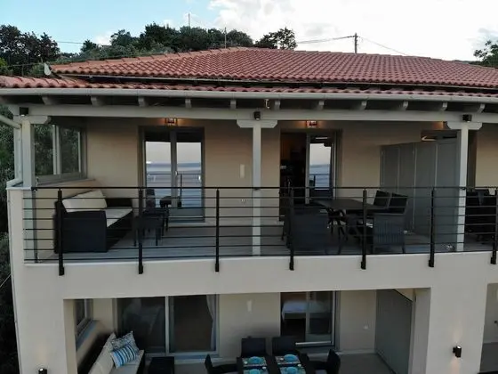 Senior Apart Daire, Balkon, Executive Katı