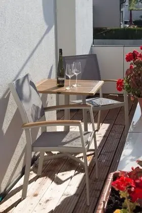 Classic Tek Büyük Yataklı Oda