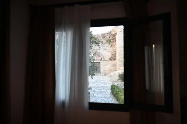 Çift Kişilik, Kale Manzaralı, Balkonsuz
