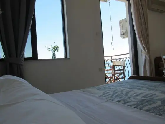 Stüdyo, Deniz Manzaralı