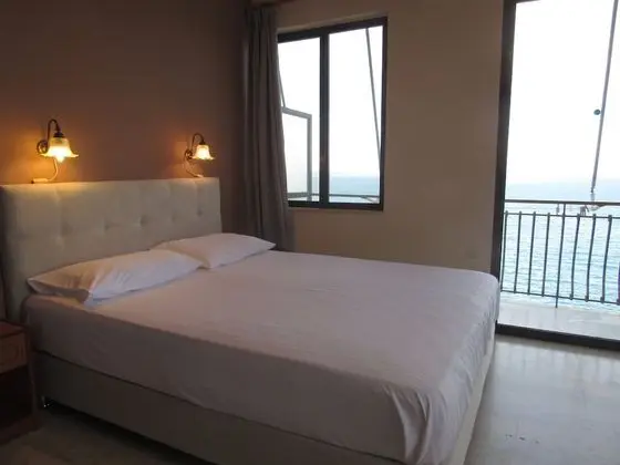 Stüdyo, Deniz Manzaralı