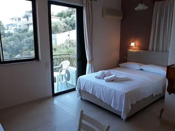 Stüdyo, Kısmi Deniz Manzaralı