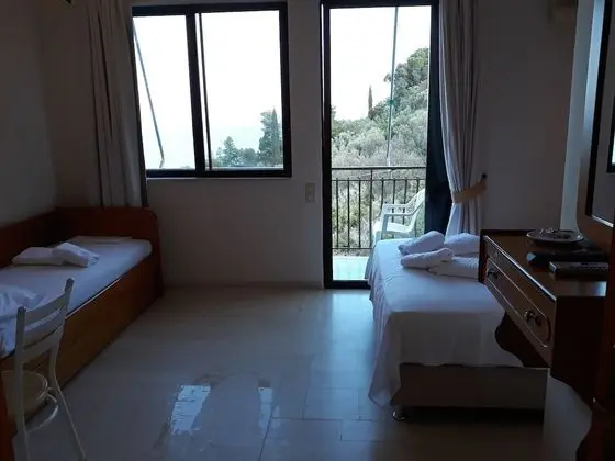 Stüdyo, Kısmi Deniz Manzaralı