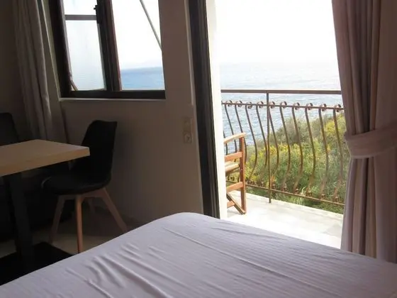 Stüdyo, Kısmi Deniz Manzaralı