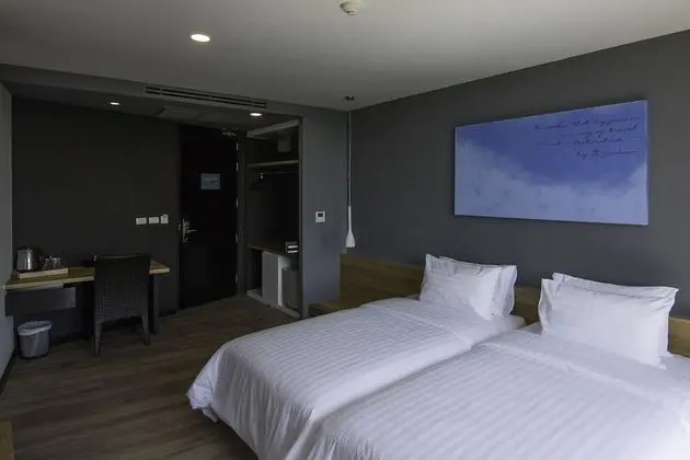 Partial Sea View
