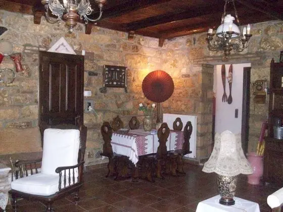 Ev, Zemin Kat (Stone)